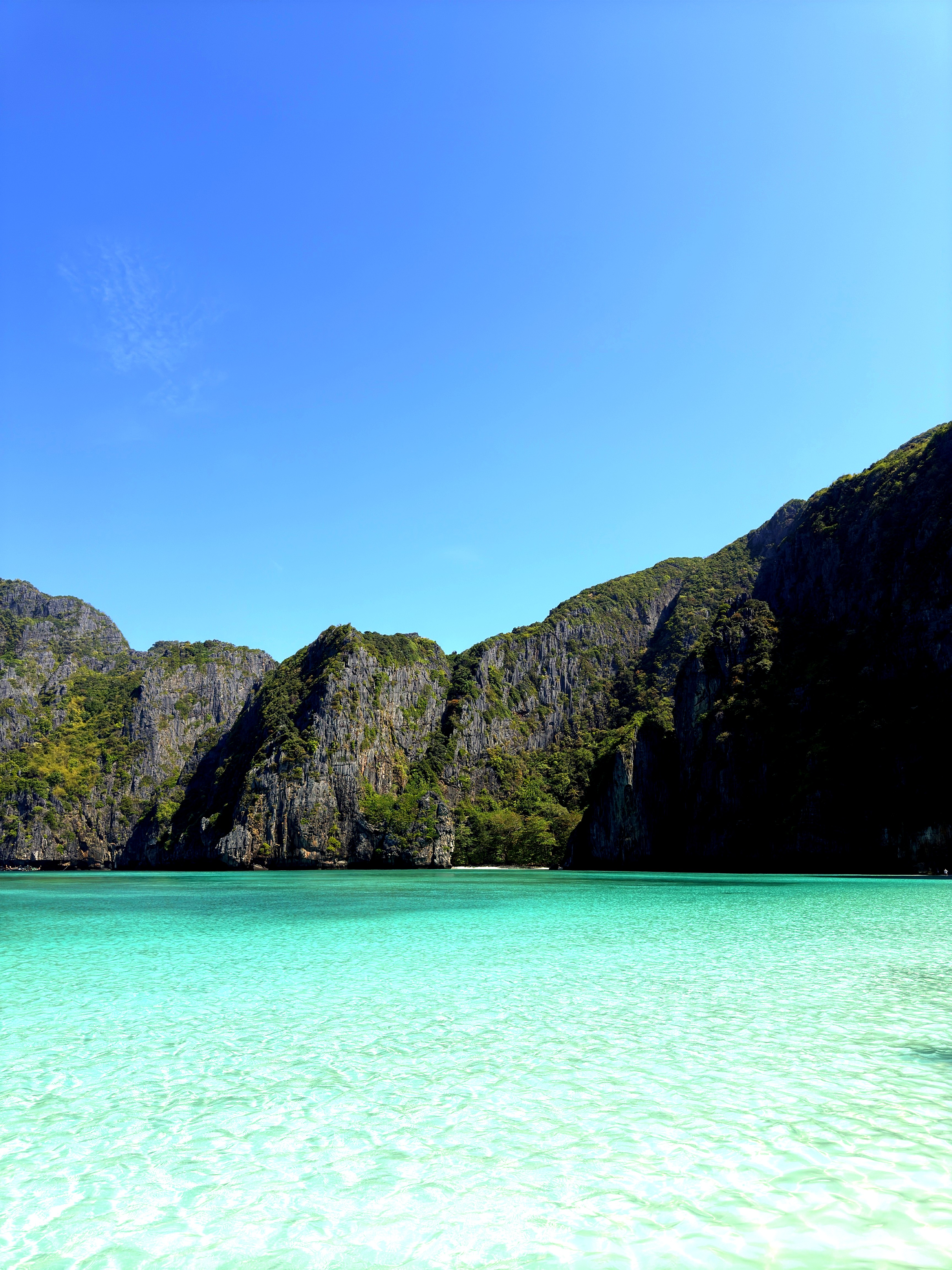 Maya Bay 2026: Prices, Rules & How to Avoid the Crowds