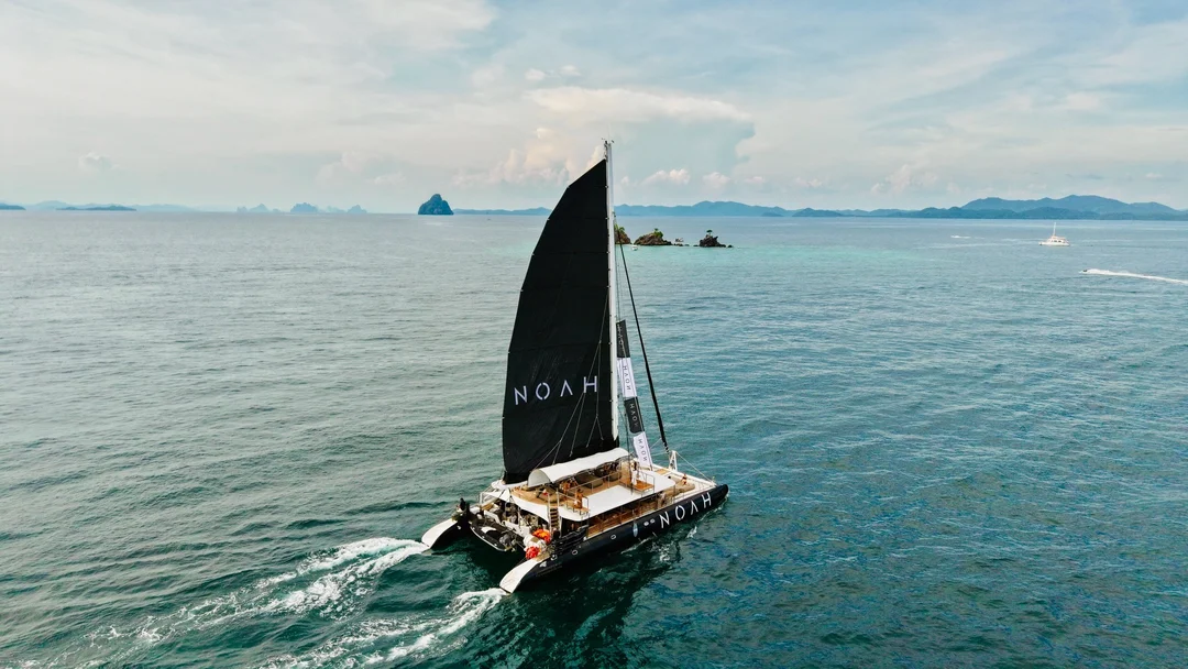 NOAH Boat Club by Catamaran