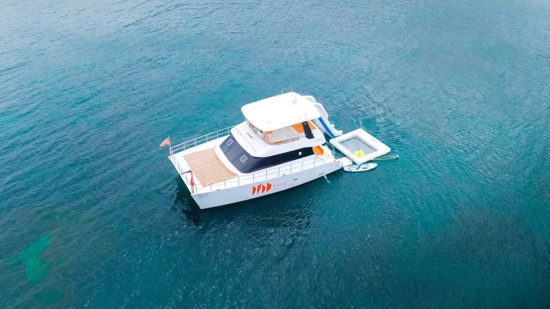 Power Catamaran for Rent in Phuket