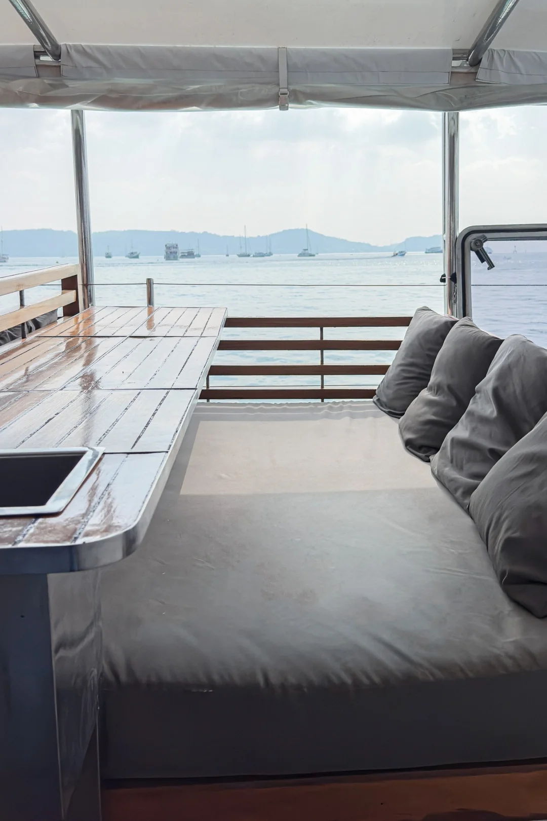 NOAH Boat Club by Catamaran