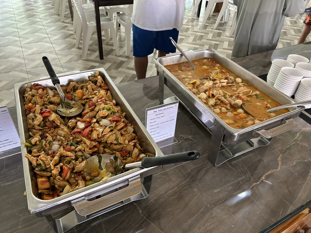 Phi-Phi islands Day Trip by Catamaran with Lunch