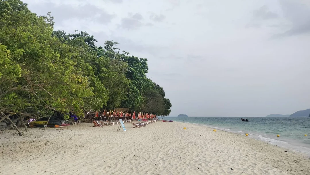 James Bond Islands Day Trip by Catamaran with Lunch