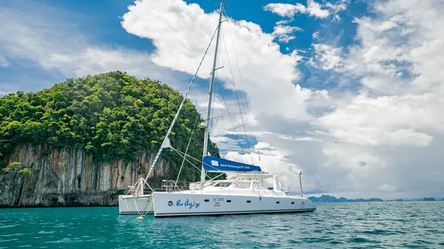 Voyage 500 Catamaran for Rent in Phuket
