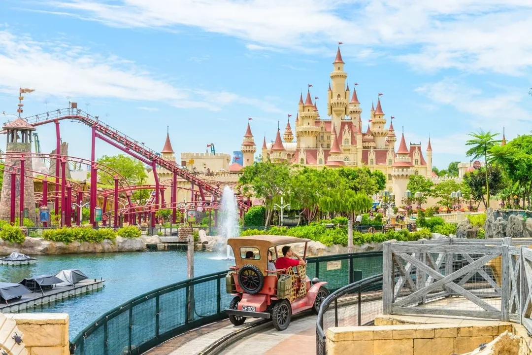 Phuket to Singapore 2 Days Trip