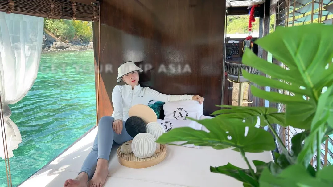 Traditional Thai Boat Rental for Sightseeing and Fishing
