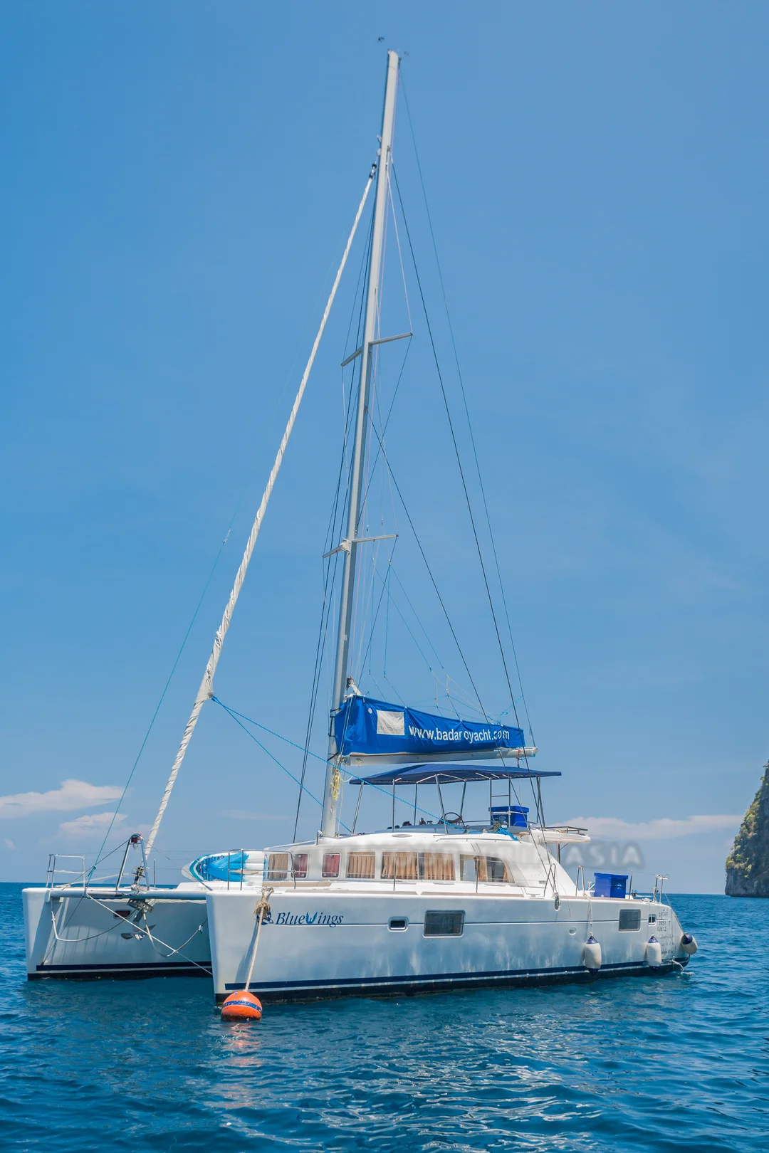 Rent a Lagoon 440 Catamaran in Phuket