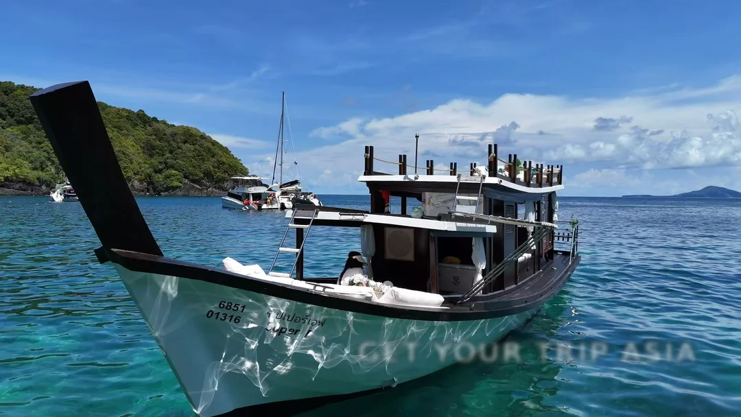 Traditional Thai Boat Rental for Sightseeing and Fishing