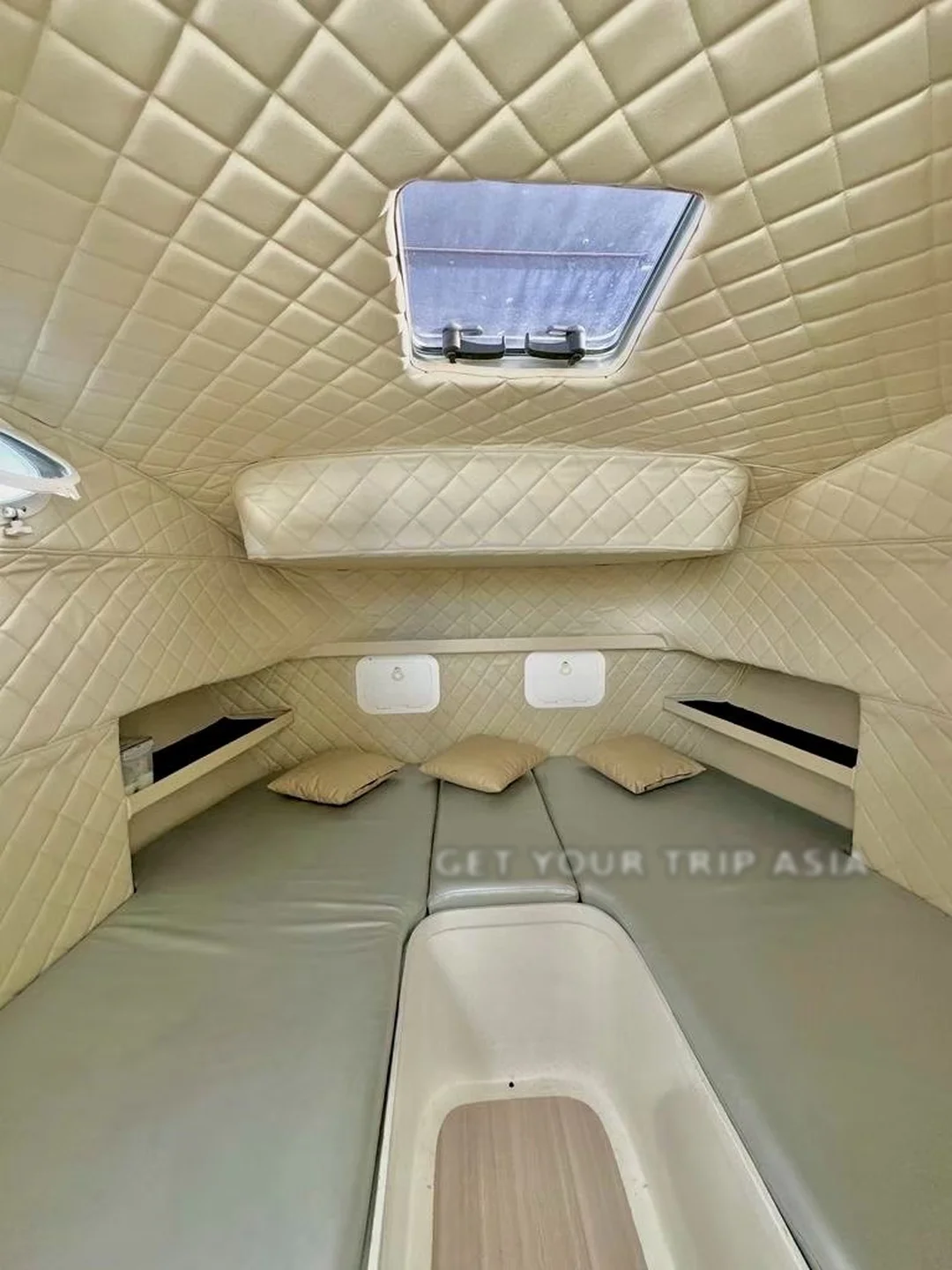 Srisuwan 37 Sport Boat