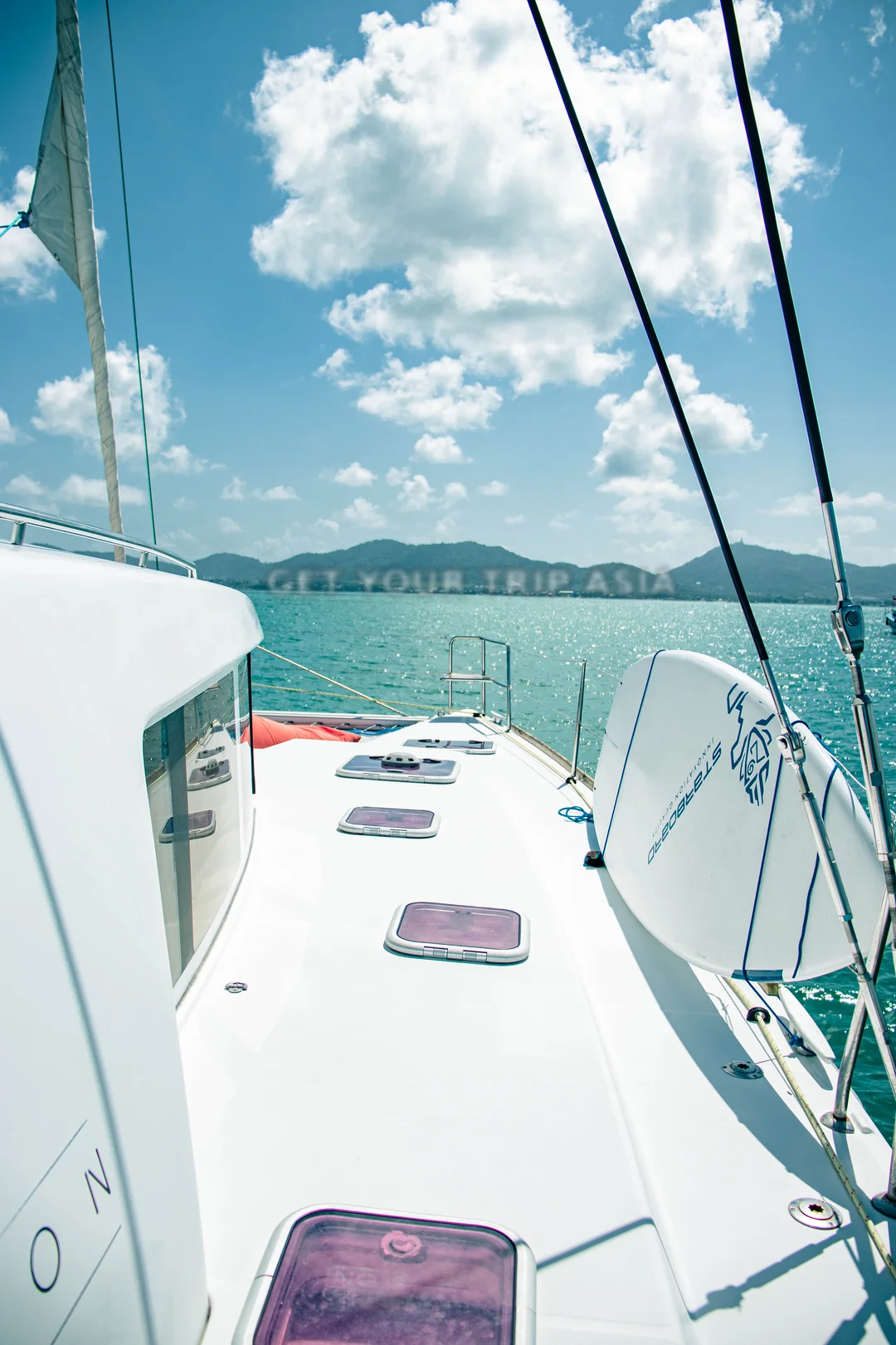 Rent a Lagoon 440 Catamaran in Phuket