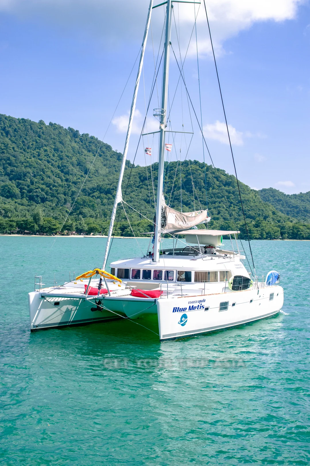 Lagoon 500 Catamaran for Rent in Phuket