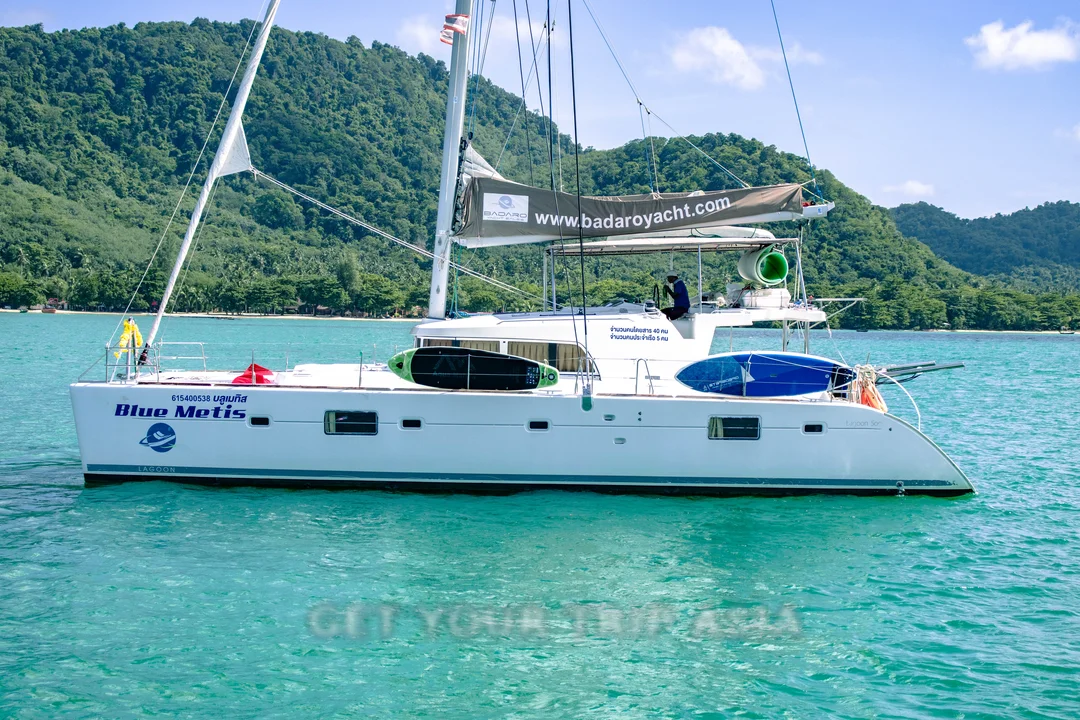 Lagoon 500 Catamaran for Rent in Phuket