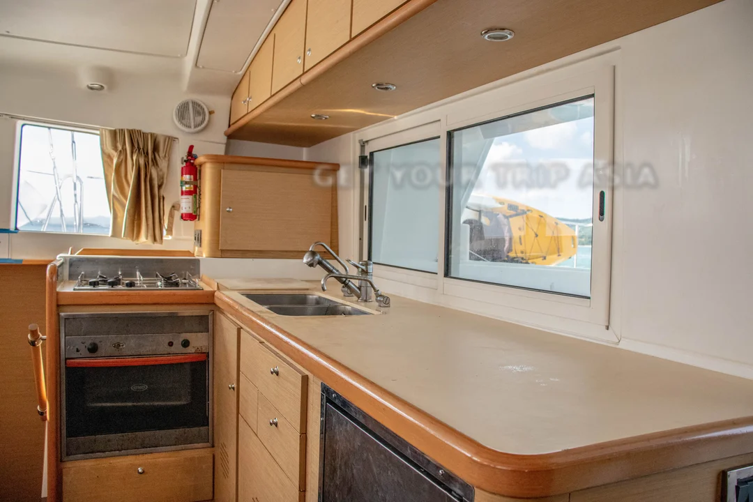 Rent a Lagoon 440 Catamaran in Phuket
