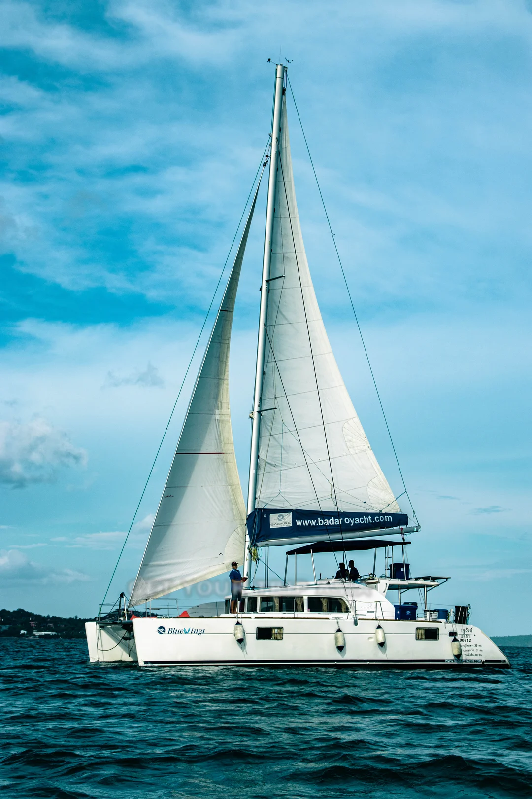 Rent a Lagoon 440 Catamaran in Phuket