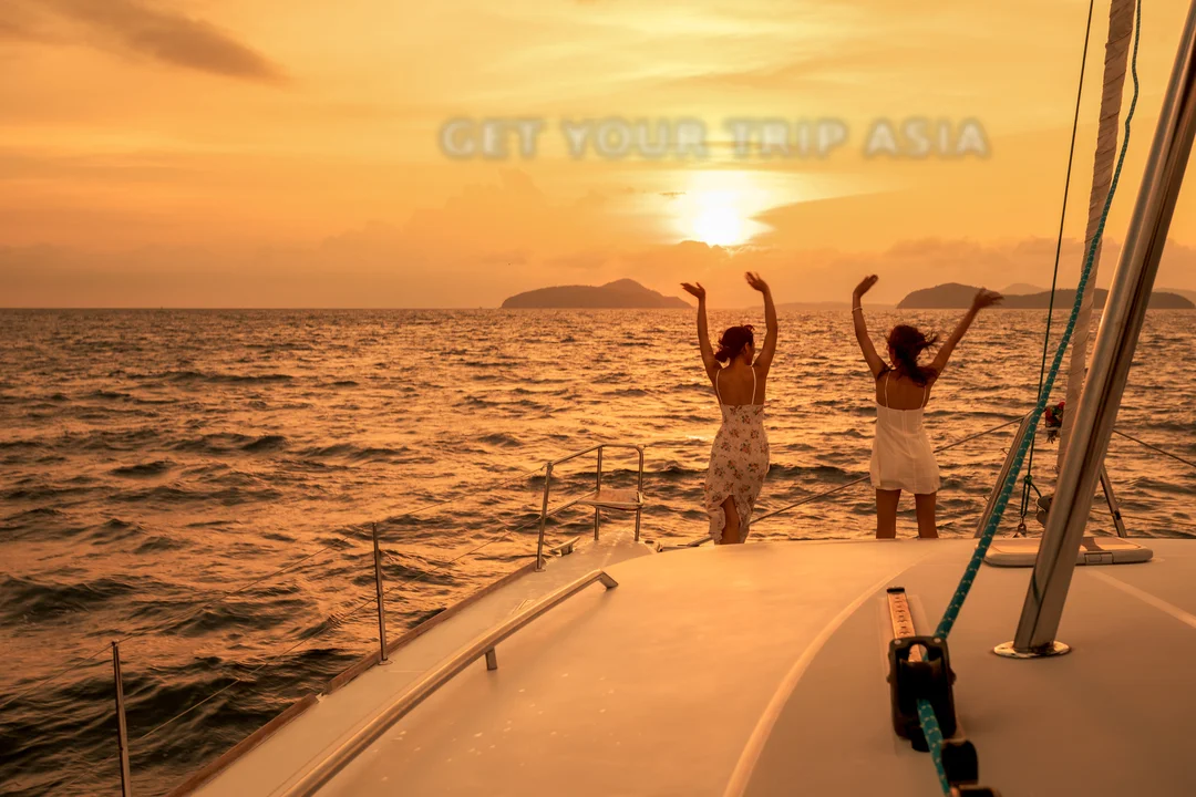 Rent a Lagoon 440 Catamaran in Phuket
