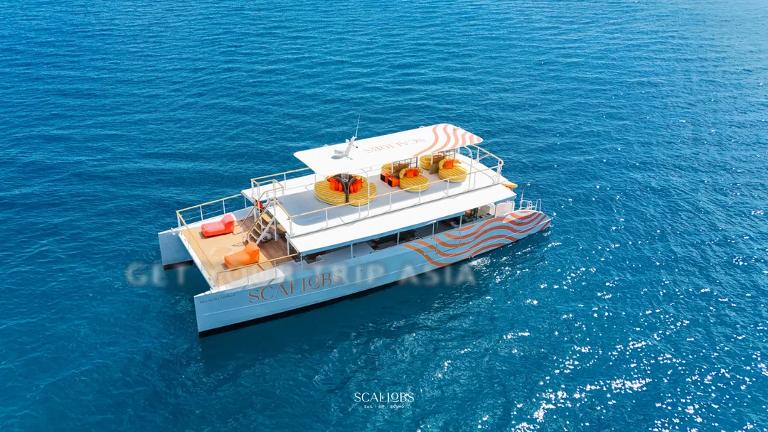 Аренда двухпалубного катамарана Scallops 65 на Пхукете