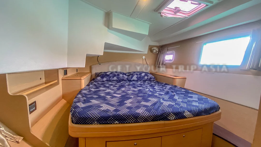 Lagoon 500 Catamaran for Rent in Phuket