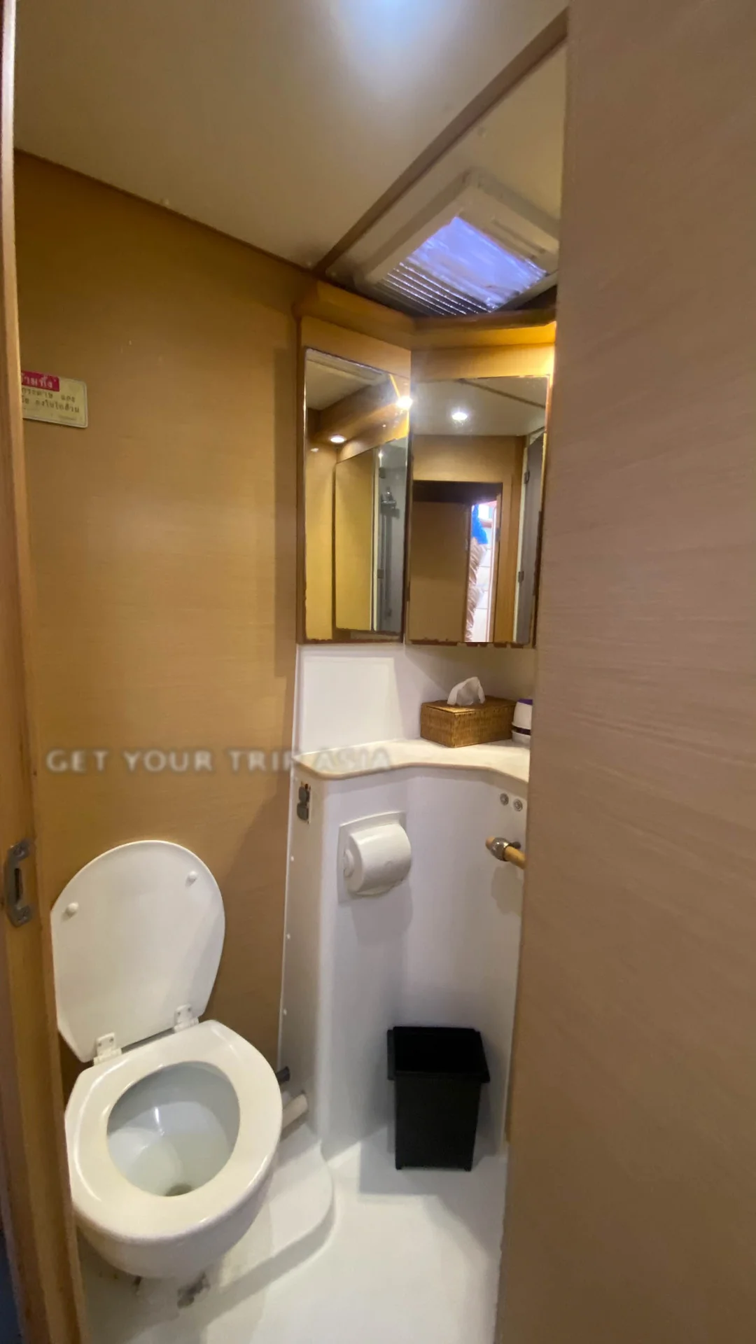 Lagoon 500 Catamaran for Rent in Phuket