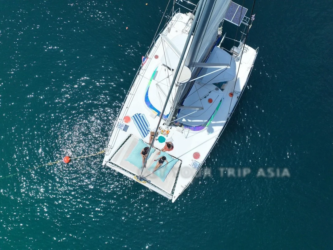 Lagoon 410 Catamaran for Rent in Phuket