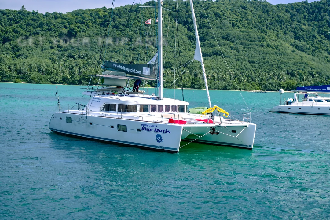 Lagoon 500 Catamaran for Rent in Phuket